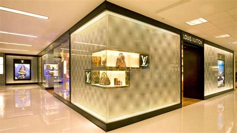 louis vuitton mclean tysons corner bloomingdale's|mclean tysons corner bloomingdale.